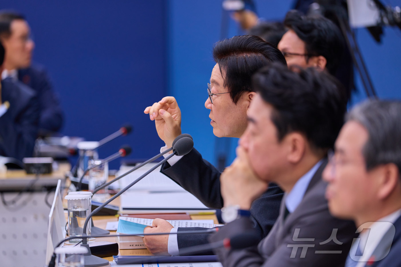 (서울=뉴스1) 이재명 기자 = 이재명 대통령이 12일 세종시 정부세종컨벤션센터에서 열린 국토교통부 업무보고에서 발언하고 있다. (대통령실 제공. 재판매 및 DB 금지)  2025 …