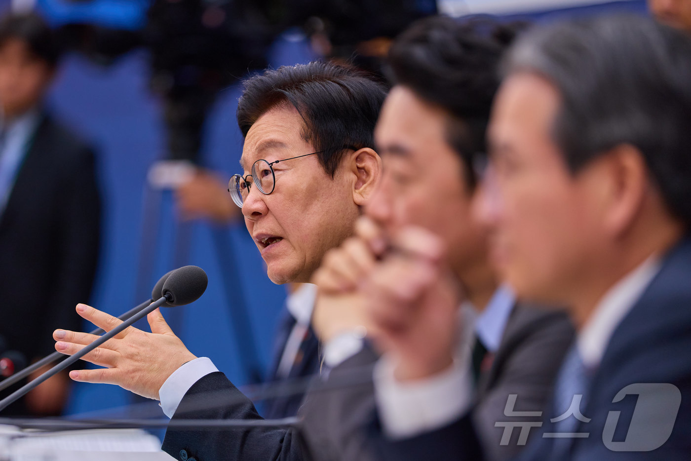 (서울=뉴스1) 이재명 기자 = 이재명 대통령이 12일 세종시 정부세종컨벤션센터에서 열린 국토교통부 업무보고에서 발언하고 있다. (대통령실 제공. 재판매 및 DB 금지)  2025 …