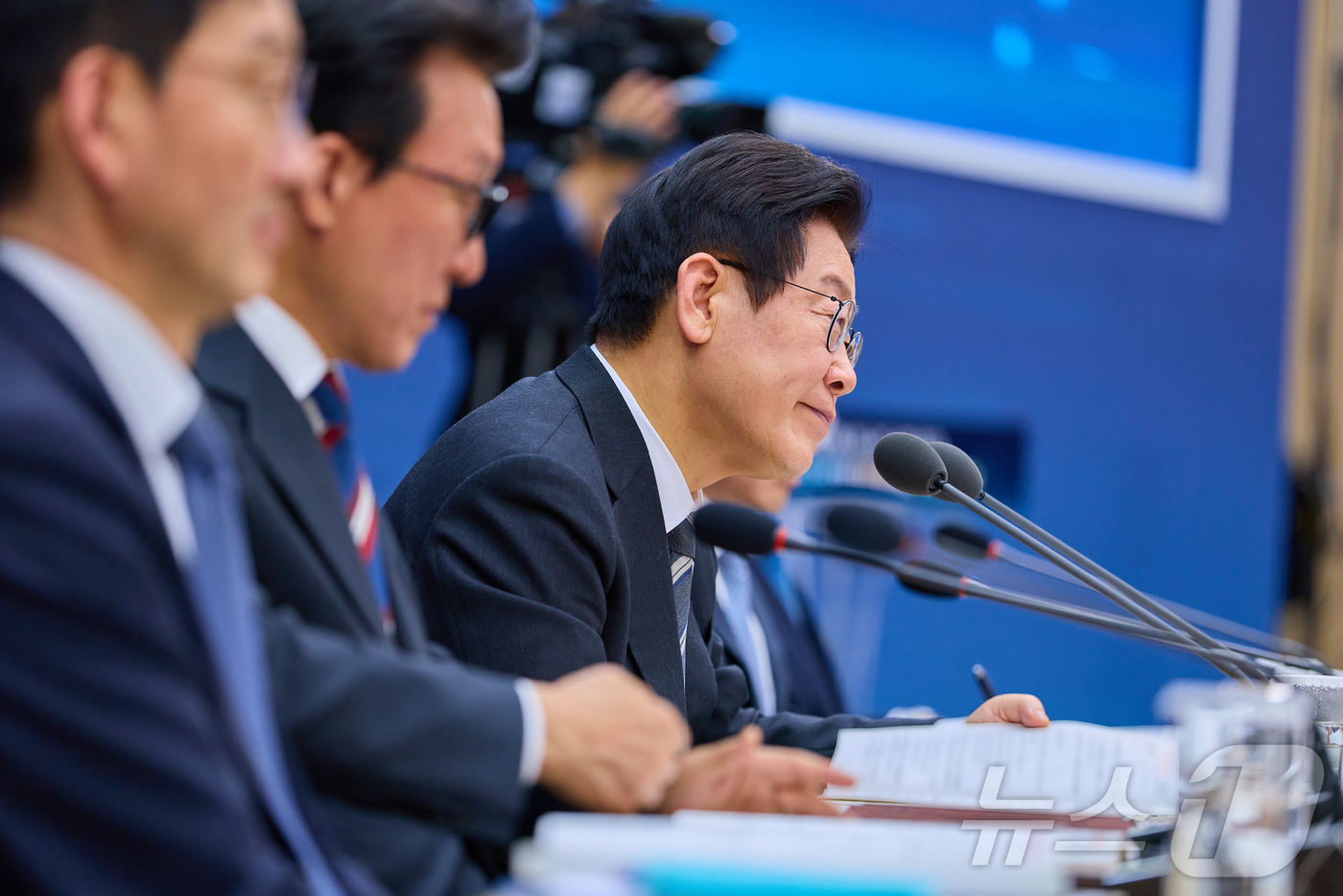 (서울=뉴스1) 이재명 기자 = 이재명 대통령이 12일 세종시 정부세종컨벤션센터에서 열린 교육부·국가교육위원회·법제처 업무보고에서 발언하고 있다. (대통령실 제공. 재판매 및 DB …