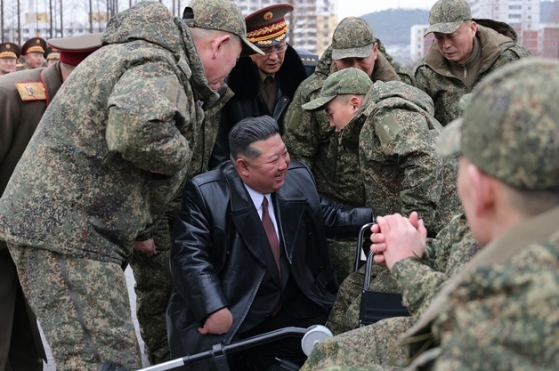 김정은, 새해 맞아 파병 북한군에 축전…"뒤엔 평양과 모스크바 있어"