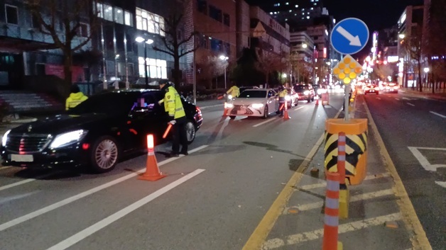 경남경찰, 음주운전 일제 단속…하루새 34건 적발