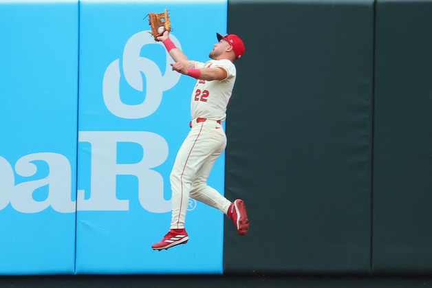 김혜성 경쟁자 합류…다저스, 빠르고 수비 잘하는 시아니 영입