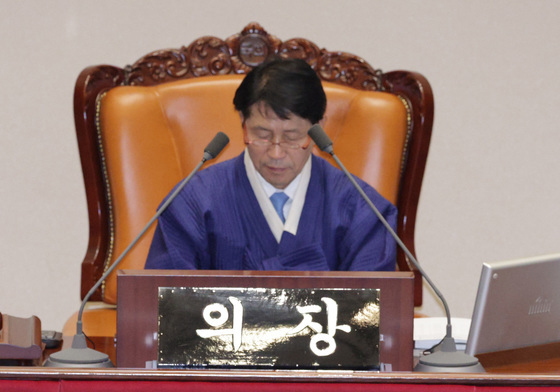 은행법 개정안 필리버스터하는 추경호