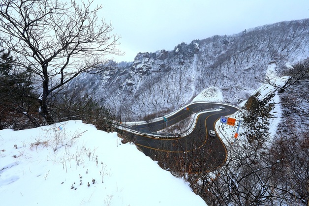 눈 쌓인 인제 한계령
