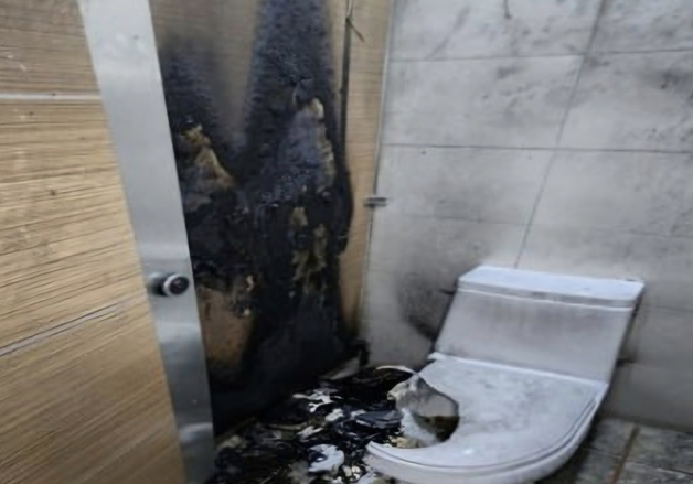 분당 복합건물 12층 화장실서 화재…80명 대피