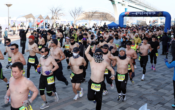 내일 기온 올라 아침 대부분 '영상' 낮엔 '포근'…동해안 '건조'