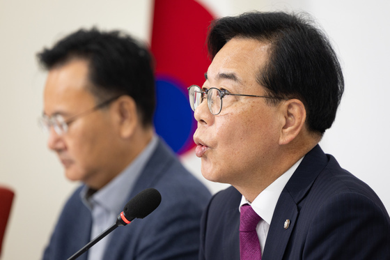 국힘 "통일교 공식 특검 제안" 민주 "판 키우려는 공세"