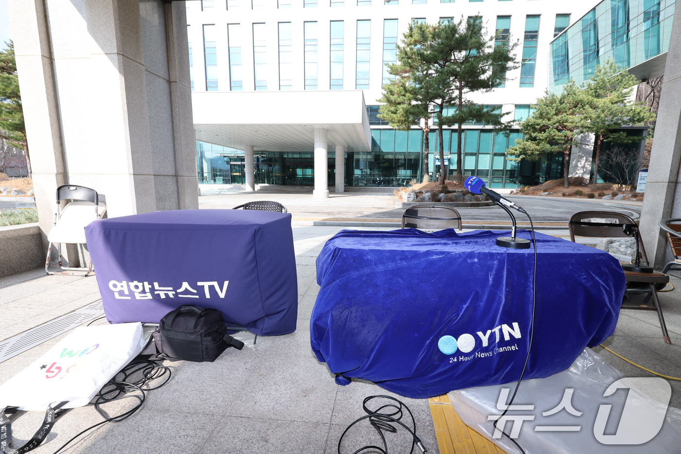 (서울=뉴스1) 안은나 기자 = 12·3 비상계엄 관련 내란·외환 의혹을 수사해 온 내란 특검팀(특별검사 조은석)의 최종수사결과 발표를 하루 앞둔 14일 내란 특검이 있는 서울 서 …