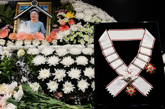 고 김지미 배우에게 금관문화훈장 추서