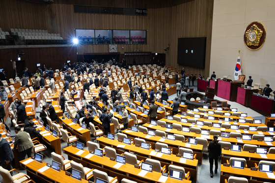 3박4일 필리버스터 마치고 산회