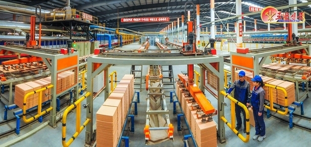 '혼연일체'·'인민제일주의' 동시 부각…전원회의에 의미 부여[데일리 북한]