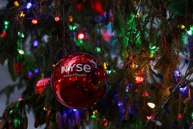 고용·물가 보고서에 산타 랠리 향방 달렸다…지연된 지표 대거 방출