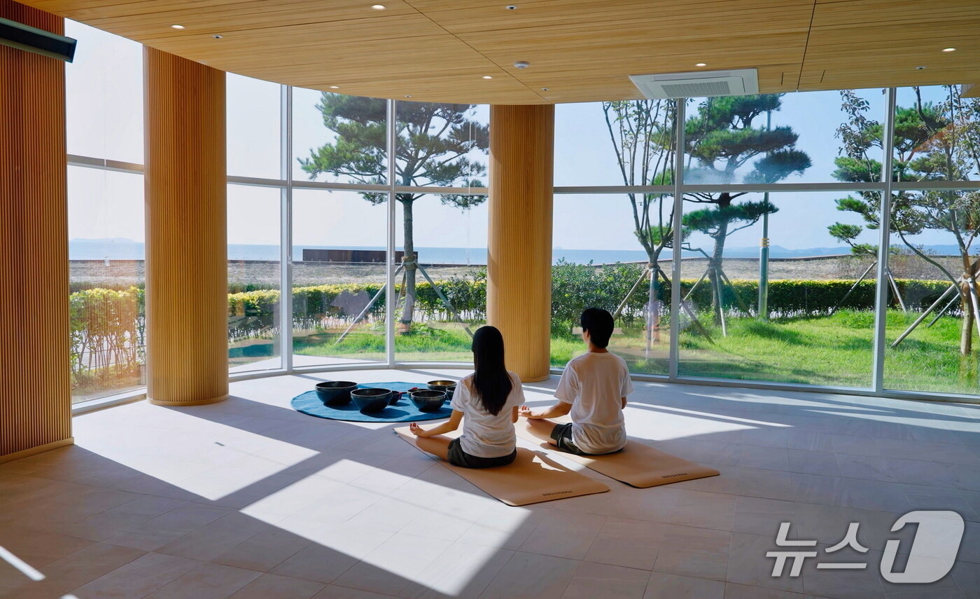 본문 이미지 - 태안해양치유센터 실내 모습(태안군 제공. 재판매 및 DB금지)2025.12.15/뉴스1