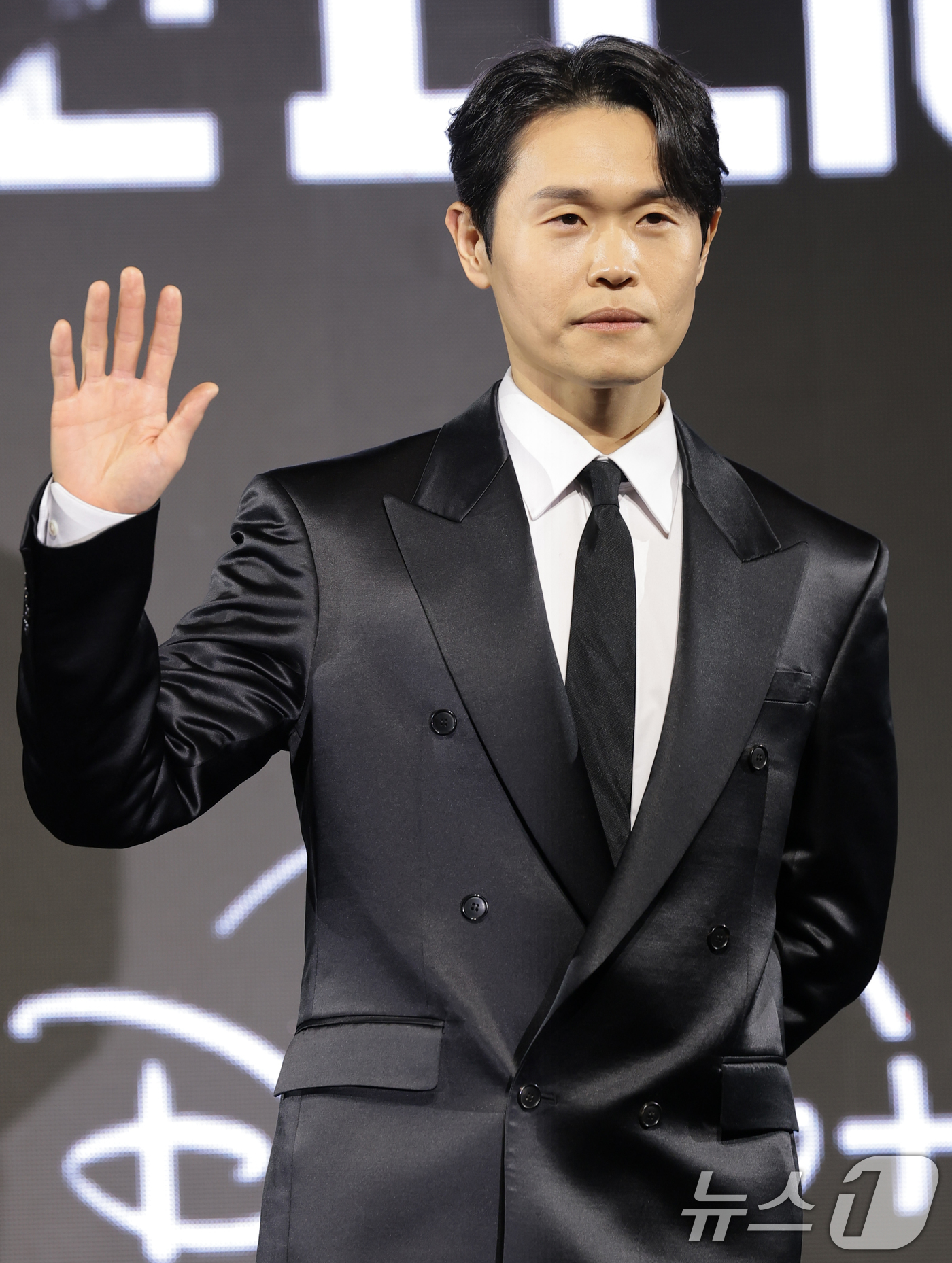 (서울=뉴스1) 권현진 기자 = 배우 강길우가 15일 서울 강남구 그랜드 인터컨티넨탈 파르나스에서 진행된 디즈니+ 오리지널 시리즈 '메이드 인 코리아' 제작발표회에 참석해 포즈를 …