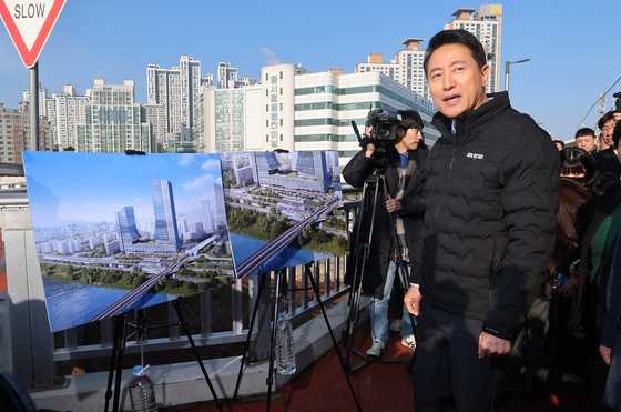 오세훈 "정부, 본질 왜곡 주장 말아야…서울시 미래도시 전환 폄훼"