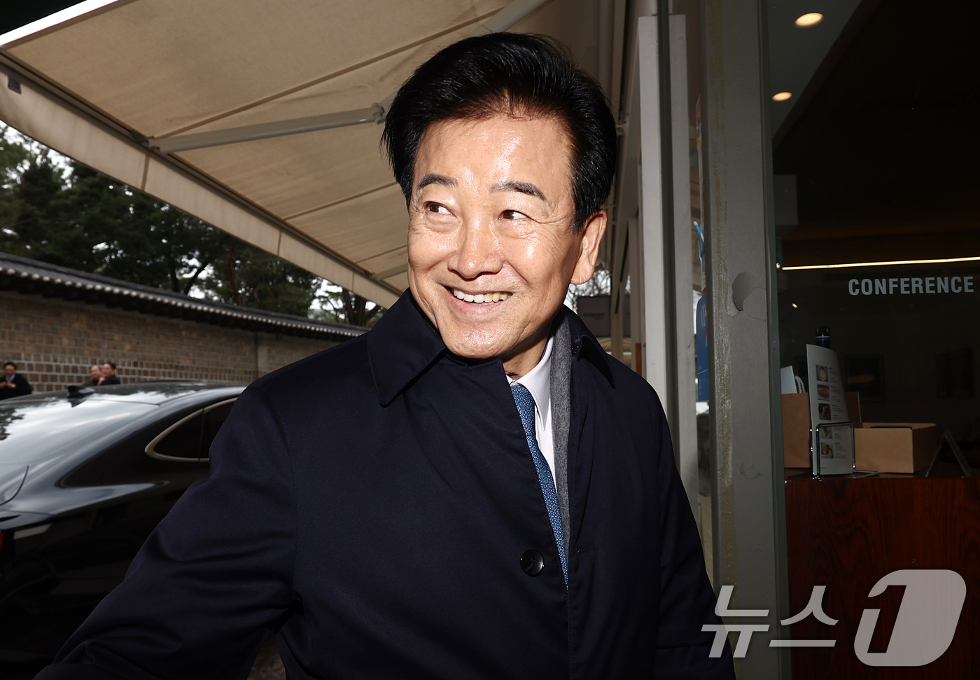 (서울=뉴스1) 김민지 기자 = 정동영 통일부 장관이 15일 오전 서울 중구 달개비에서 열린 남북관계발전위원회 민간위원 간담회에 참석하고 있다. 2025.12.15/뉴스1