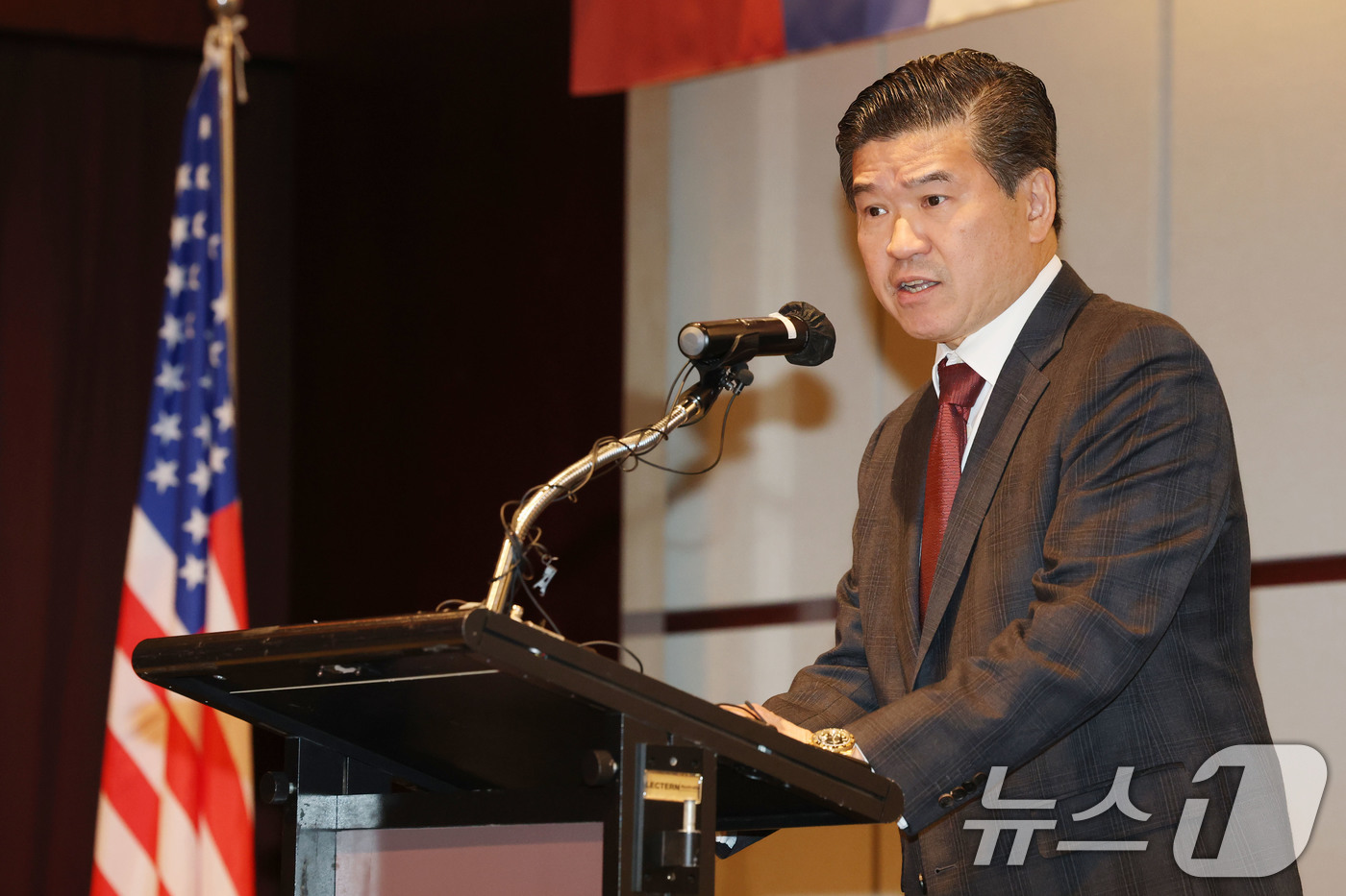 (서울=뉴스1) 이광호 기자 = 제임스 김 주한미국상공회의소(AMCHAM) 회장 겸 대표이사가 15일 오전 서울 용산구 그래드하얏트 서울에서 열린 주한미국상공회의소의 공정거래위원장 …