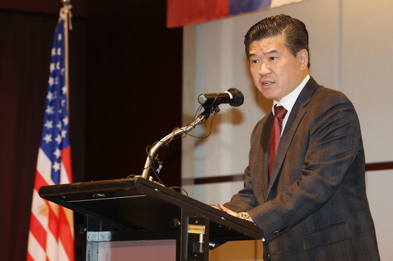 암참 회장 "규제 줄이고 인센 늘려야 외투 증가"…韓 정부에 건의