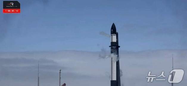 "한반도 관측" 네온샛 검증 위성 16일 발사 재도전