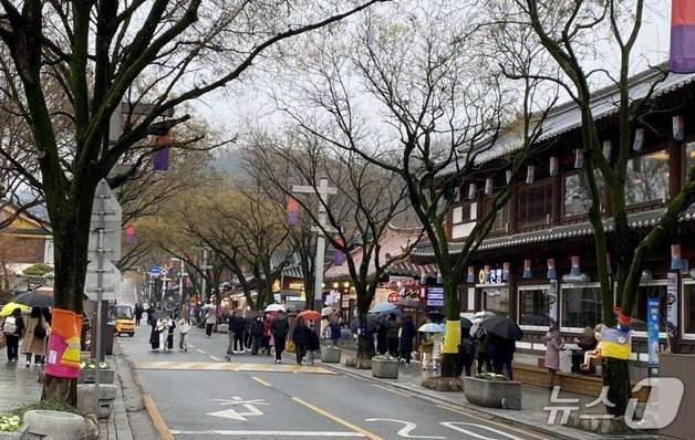 [오늘의 날씨] 전북(16일, 화)…낮 최고 13도, 아침엔 짙은 안개