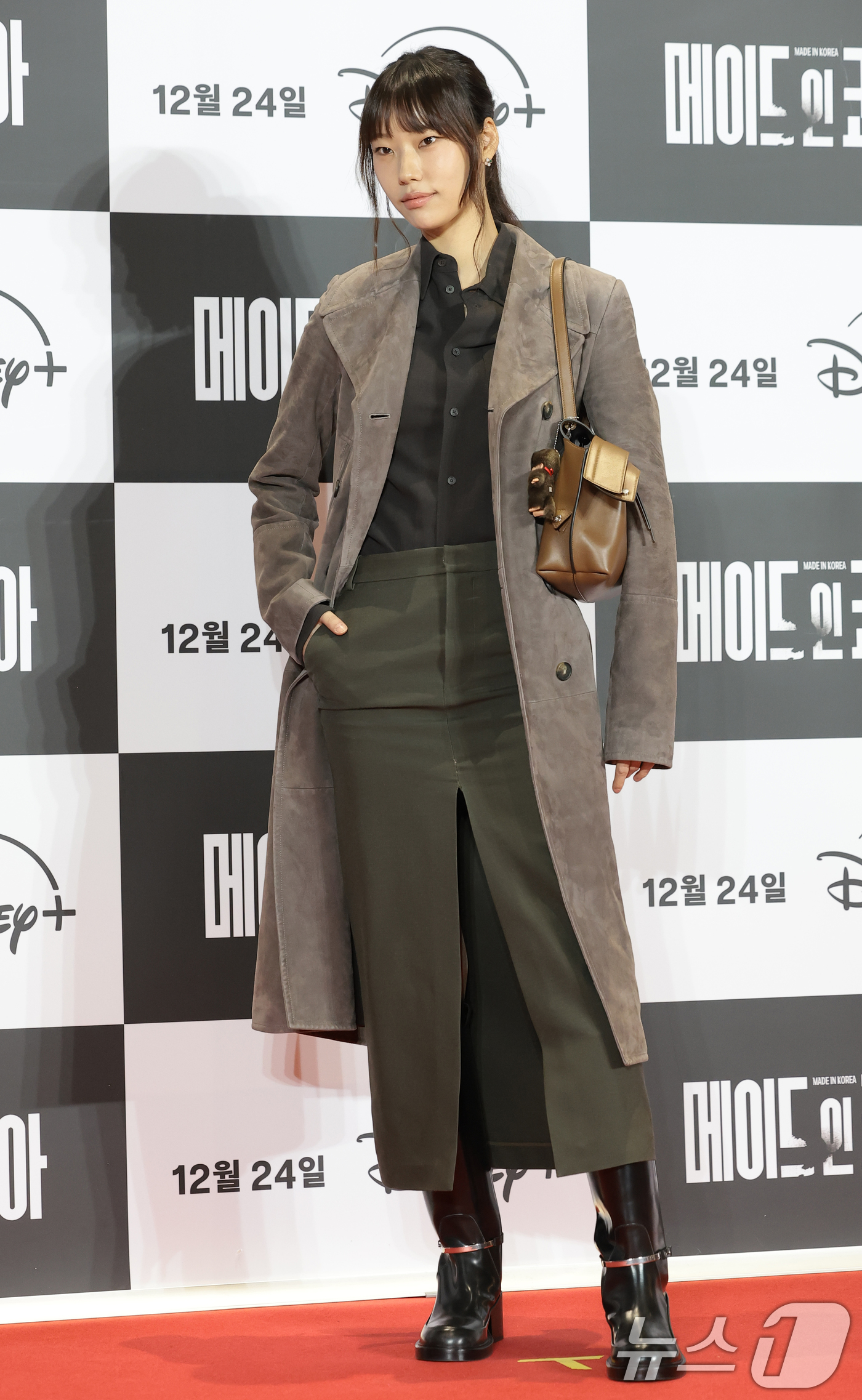 (서울=뉴스1) 권현진 기자 = 배우 박희정이 15일 서울 강남구 코엑스 메가박스에서 진행된 디즈니+ 오리지널 시리즈 '메이드 인 코리아' VIP 시사회에 참석해 포즈를 취하고 있 …