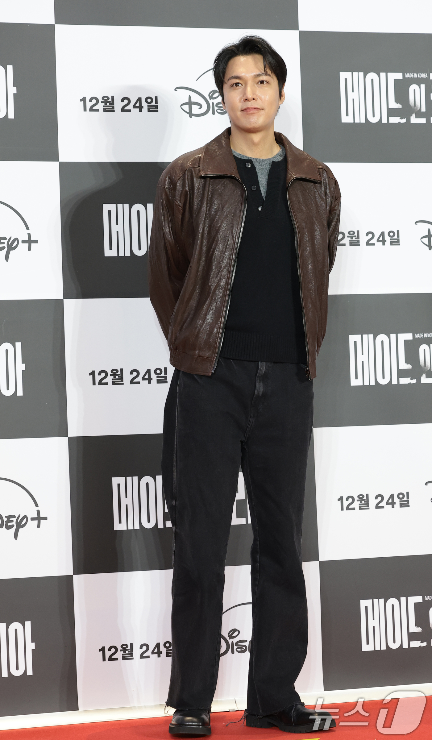 (서울=뉴스1) 권현진 기자 = 배우 이민호가 15일 서울 강남구 코엑스 메가박스에서 진행된 디즈니+ 오리지널 시리즈 '메이드 인 코리아' VIP 시사회에 참석해 포즈를 취하고 있 …