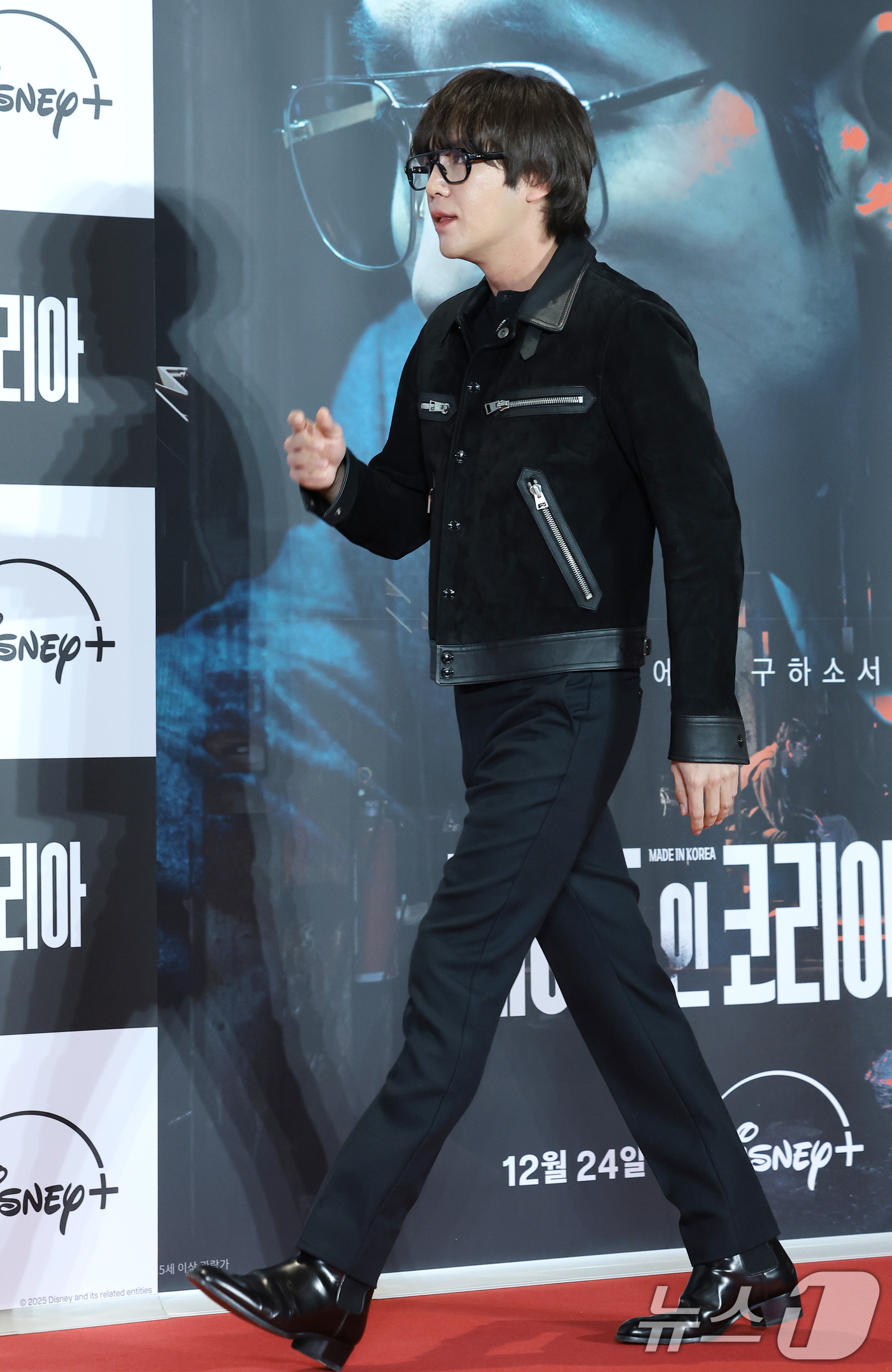 (서울=뉴스1) 권현진 기자 = 배우 장근석이 15일 서울 강남구 코엑스 메가박스에서 진행된 디즈니+ 오리지널 시리즈 '메이드 인 코리아' VIP 시사회에 참석하고 있다.'메이드 …