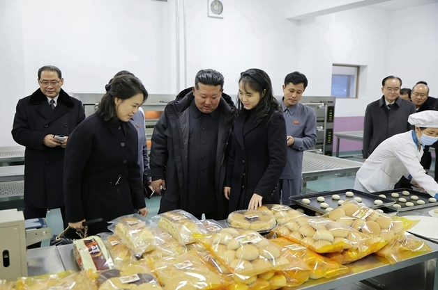 北, 장마당 통제 위해 확대 추진한 '양곡관리소' 건설 지지부진