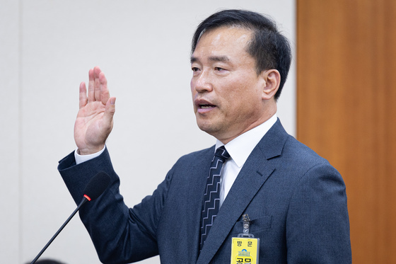 김종철 방미통위원장 후보 "청소년 SNS 금지법 검토하겠다"