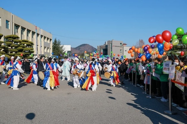 '농어촌 기본소득'이 뭐길래? 전입 폭증에 '위장 전입' 현장조사