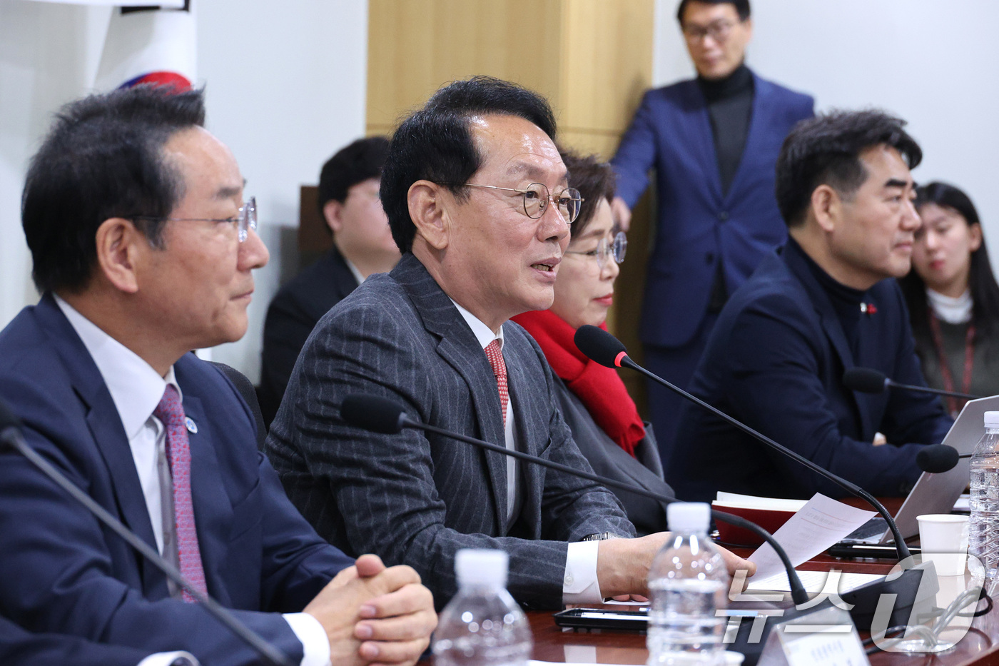 (서울=뉴스1) 신웅수 기자 = 김도읍 국민의힘 정책위의장이 16일 서울 여의도 국회 의원회관에서 열린 '지방선거 D-6개월: 어떻게 해야 승리할 수 있나?' 토론회에서 인사말을 …