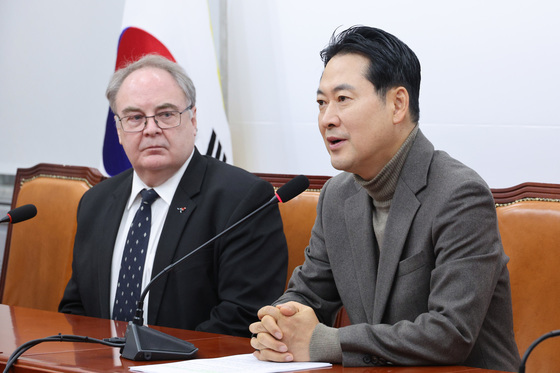 장동혁, 주한호주 대사 만나 "北과 대화 수단으로 비핵화 포기 안돼"