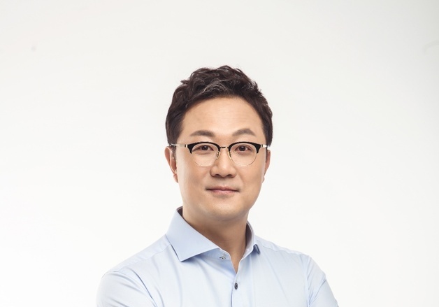 '동물농장 아저씨' 안지환, 건강 이상으로 24년만에 하차