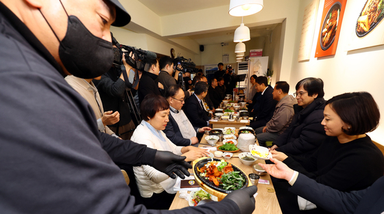 서울시, '희망의 인문학' 수료생 운영 동행스토어 1호점 '정담' 개점