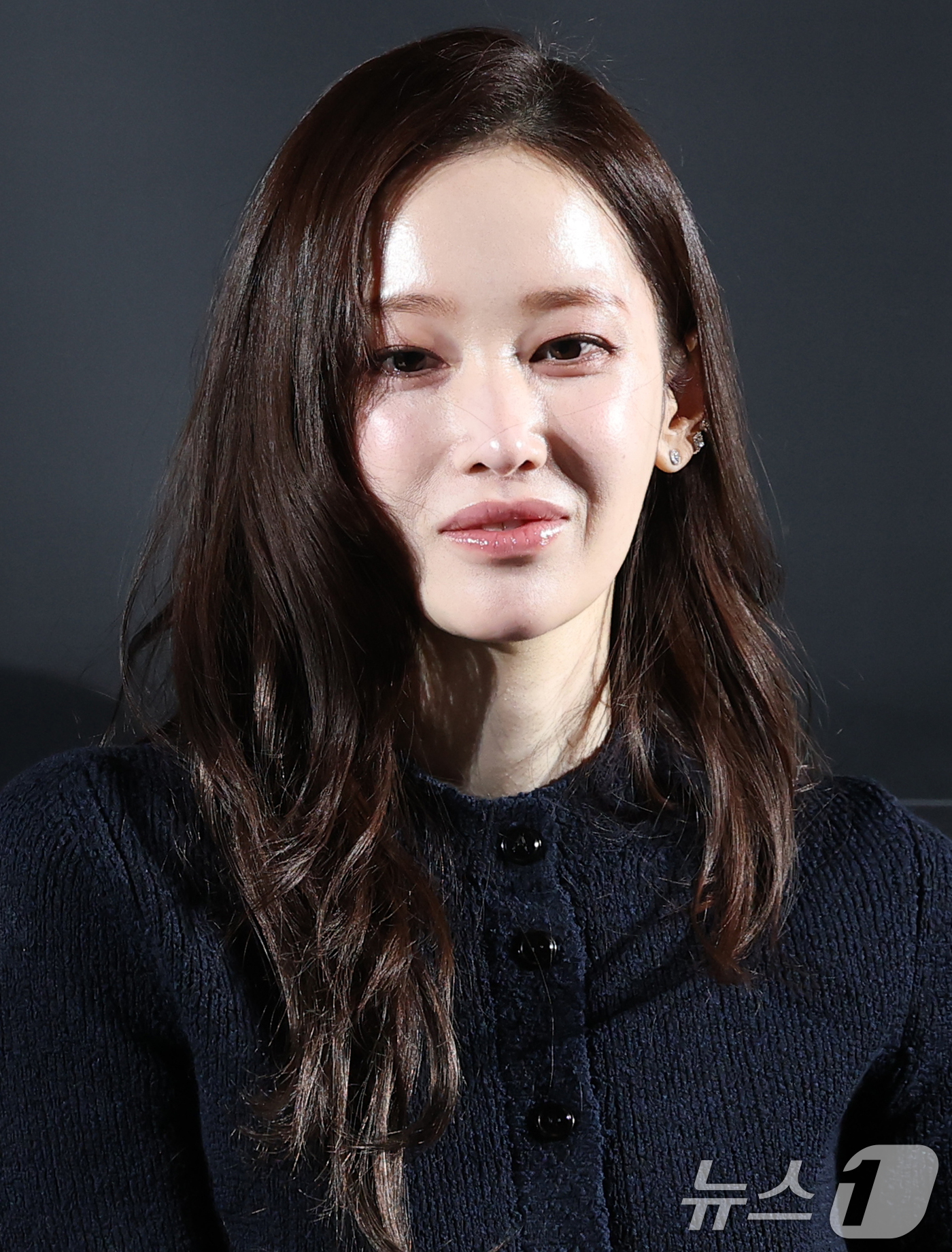 (서울=뉴스1) 권현진 기자 = 배우 한소희가 16일 서울 강남구 메가박스 코엑스에서 열린 영화 '프로젝트 Y (감독 이환)' 제작보고회에 참석해 매력을 발산하고 있다.'프로젝트 …