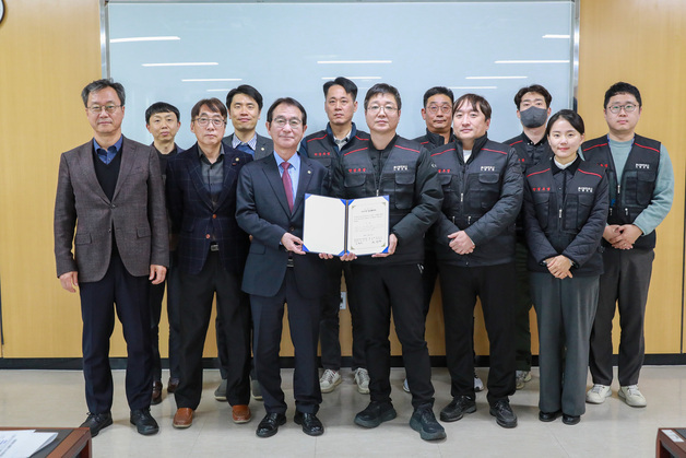 울산항만공사 노사 2025년 임단협 타결…"18년 연속 무분규"