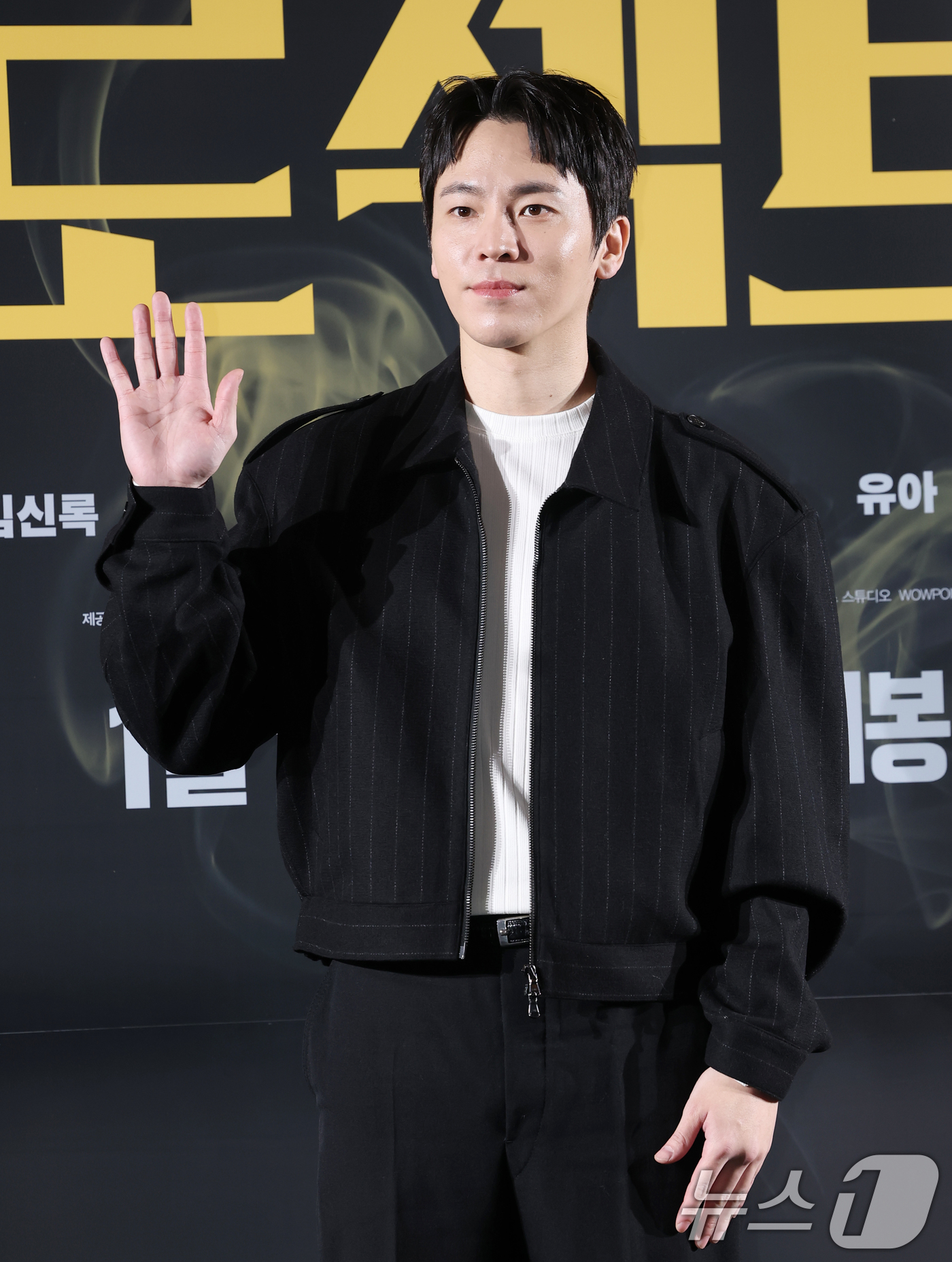 (서울=뉴스1) 권현진 기자 = 배우 이재균이 16일 서울 강남구 메가박스 코엑스에서 열린 영화 '프로젝트 Y (감독 이환)' 제작보고회에 참석해 취재진 질문을 듣고 있다.'프로젝 …