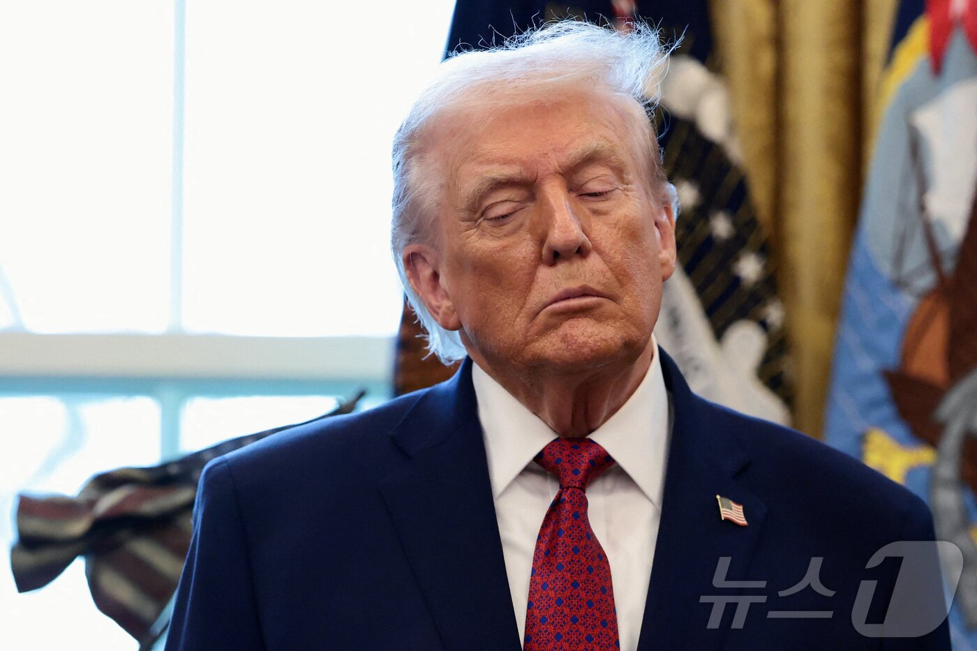 본문 이미지 - 도널드 트럼프 미국 대통령이 15일(현지시간) 워싱턴DC 백악관에서 열린 멕시코 국경 방어 메달 수여식에서 발언하고 있다. 2025.12.15 ⓒ 로이터=뉴스1 ⓒ News1 김경민 기자