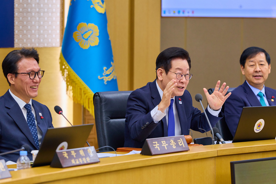 李대통령 "저녁식사는 했나요"…119 종합상황실·국세청 깜짝 방문