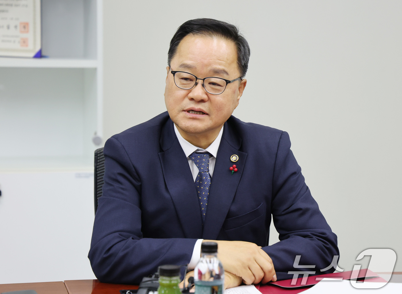 (서울=뉴스1) 임세영 기자 = 정구창 성평등가족부 차관이 16일 서울 종로구 정부서울청사에서 열린 양육비 선지급 현장소통 간담회에서 모두발언을 하고 있다. 2025.12.16/뉴 …