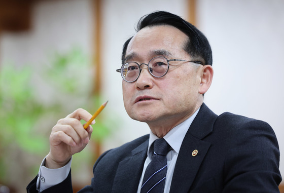 [단독] '계엄군 침탈' 중앙선관위, 국가중요시설 지정…"선거서버 지킨다"