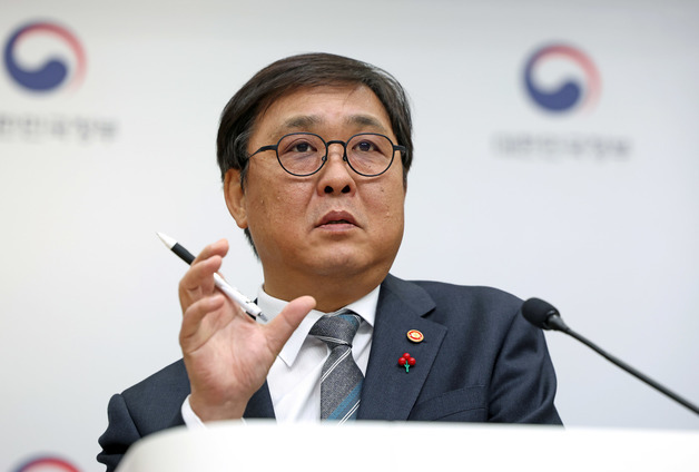 정권 교체 후 대대적 전환…박진영·은희경 위원장까지 [2025 총결산-문화정책]