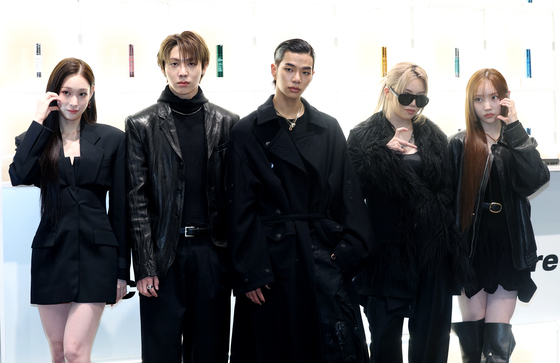 올데이프로젝트, 블랙 카리스마