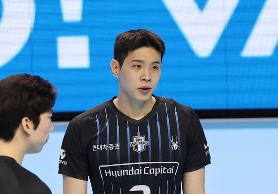 48일 만에 복귀한 현대캐피탈 주전 세터 황승빈