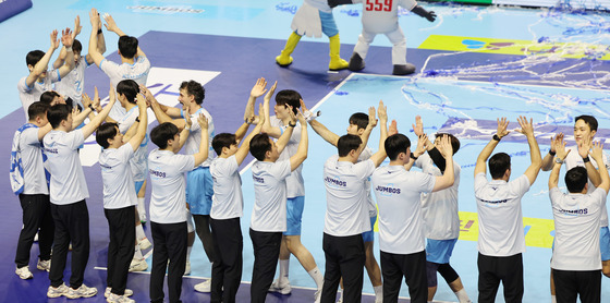 대한항공, 현대캐피탈 셧아웃 완파