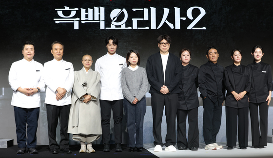 제2의 맛피아 버거 나오나…흑백요리사 흥행에 유통업계 협업 경쟁