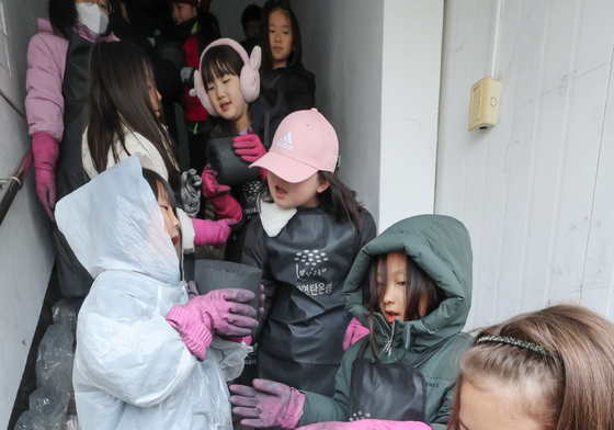다같이 힘모아 연탄 나눔 봉사