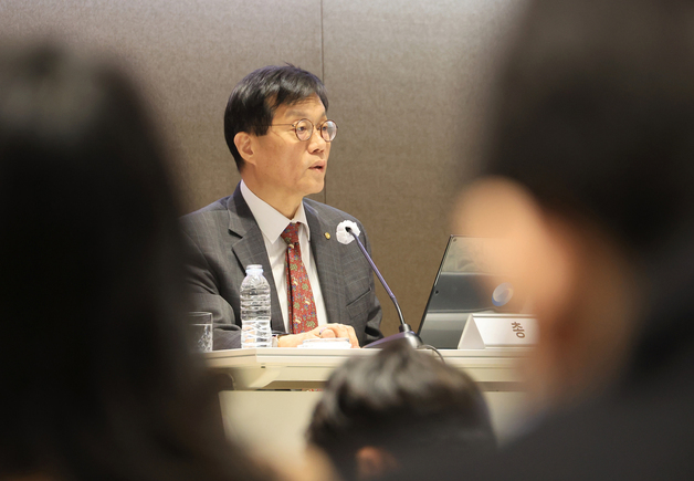 이창용 "'큰손' 국민연금…해외투자 때 거시적 파급 고려해야"