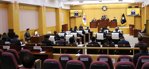 서산시의회, 내년 예산안 확정…올해보다 569억 증액