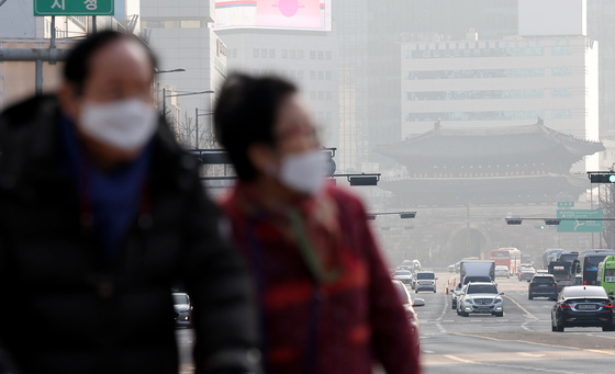 초미세먼지 '나쁨' 뿌옇게 변한 도심
